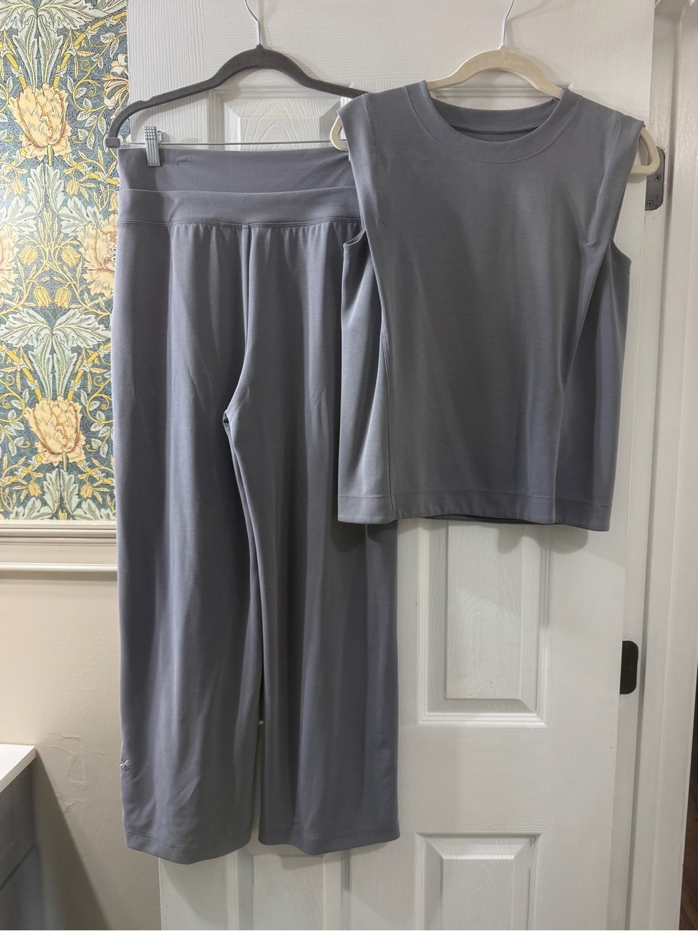 Athleta Tank & Wide Leg Pant Set